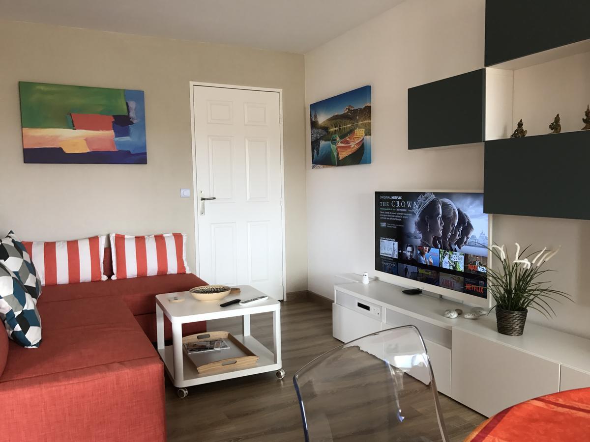 Appartement Les Pins Maritimes à Fréjus Extérieur photo