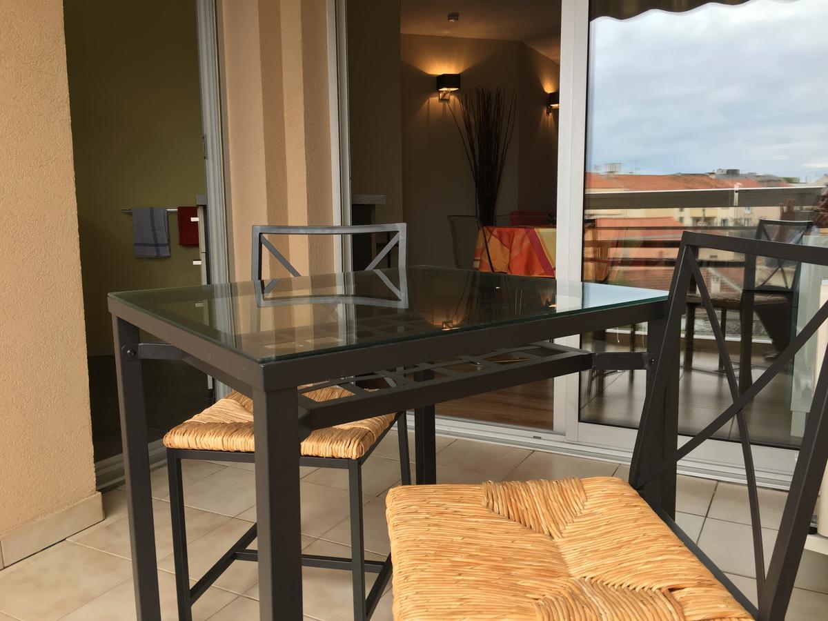 Appartement Les Pins Maritimes à Fréjus Extérieur photo